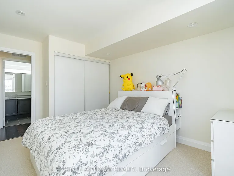 4030 Parkside Village Dr #5 — Photo 21