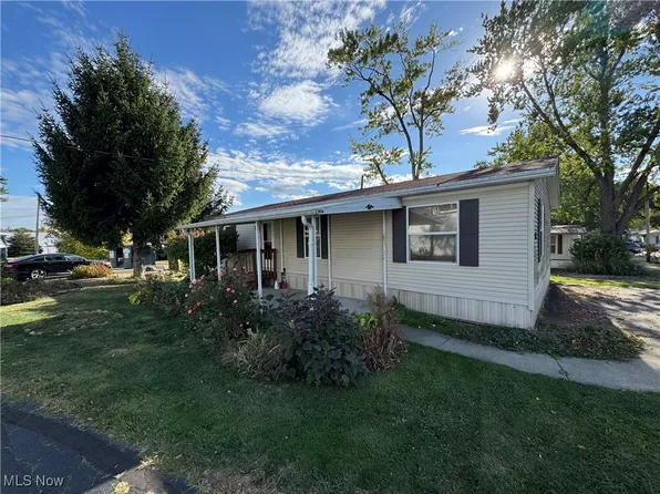26240 Broadway Ave Trailer 67, Oakwood Village, OH 44146