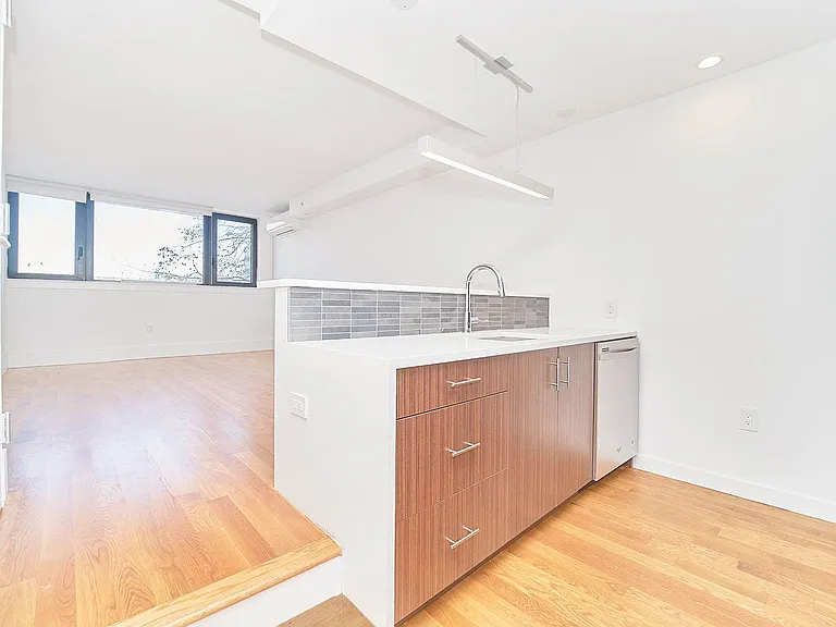 100 Steuben St #3E — Photo 7