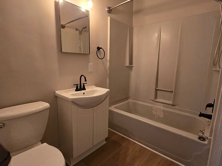 1005 Washington St #A — Photo 5