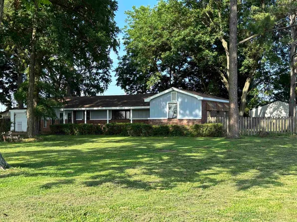 1702 S Ruddle Rd, Blytheville, AR 72315