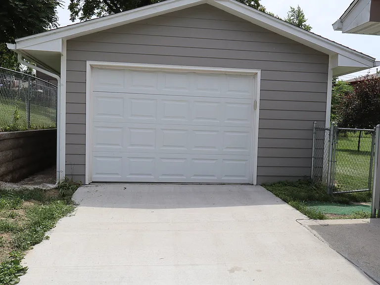 3327 SE 4th Ct — Photo 21
