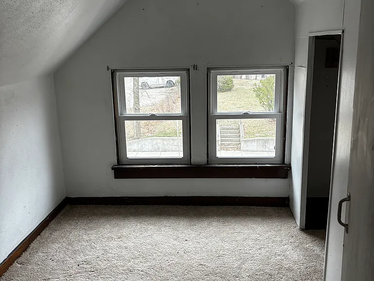 Upstairs bedroom