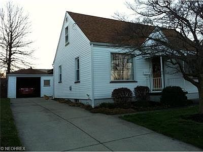 2nd image of 164 S Roanoke Ave