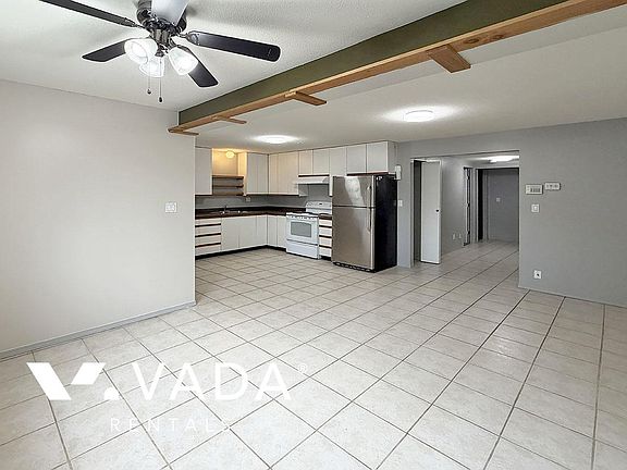 3rd image of 6639B 184th St