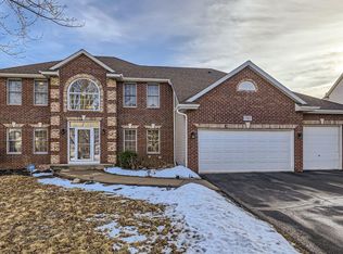 3927 Bailey Ridge Dr, Woodbury, MN 55125