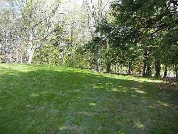 4th image of 8455 Constitution Blvd