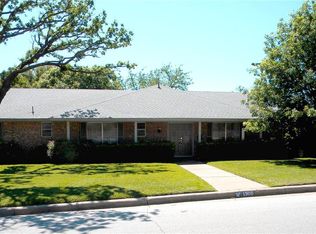 1908 Sevilla Rd, Fort Worth, TX 76116