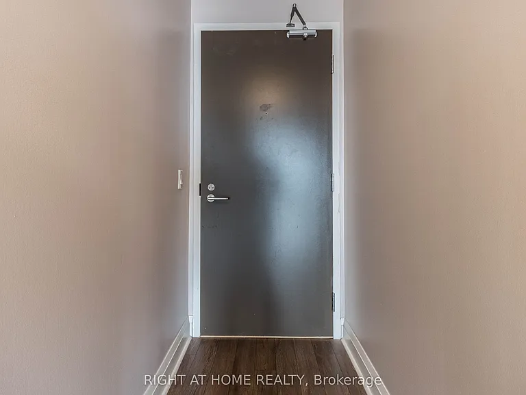 17 Zorra St #903 — Photo 44