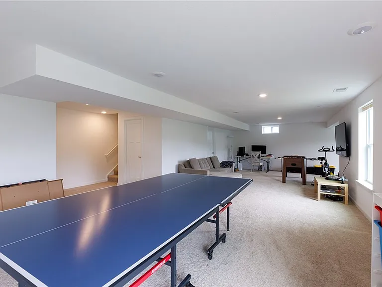109 Mesa Dr — Photo 24