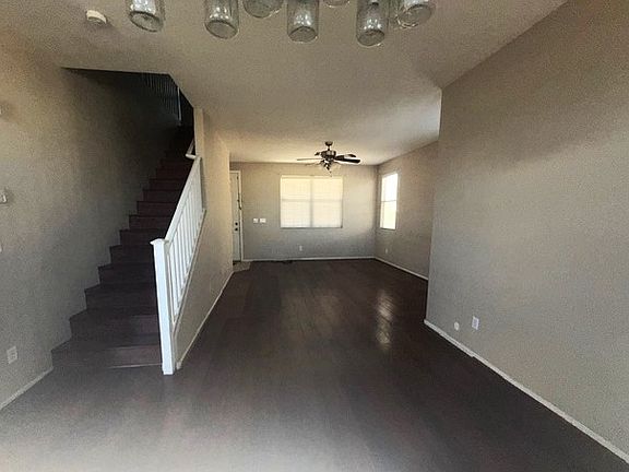 3rd image of 552 Bayo Canyon Ct