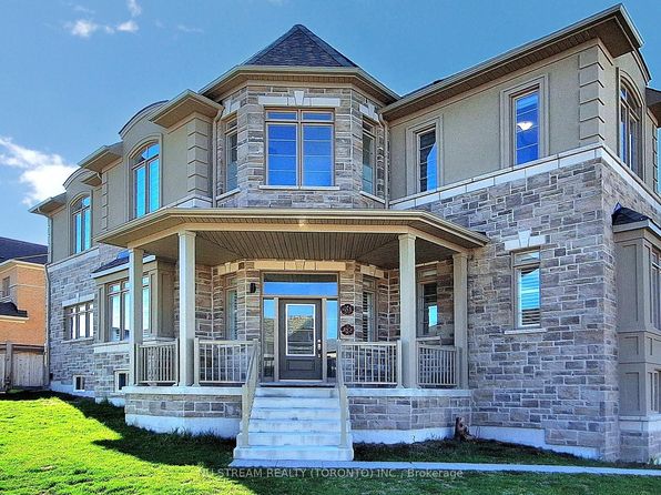 2 Pietrowski Dr, Georgina, ON L4P 0J7