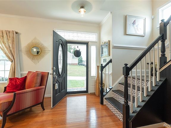 5th image of 8801 Lake Jordan Cir