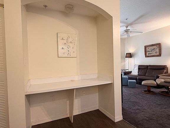 5th image of 615 Fairway Dr APT 101