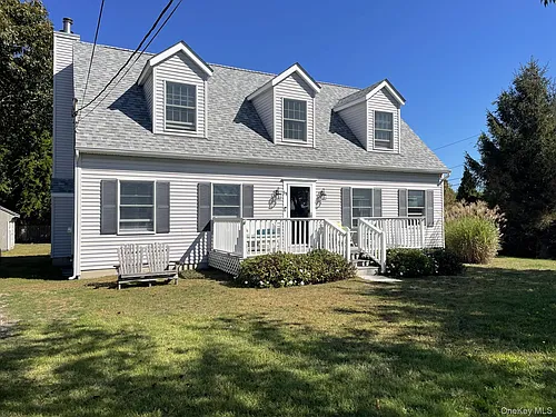 59 Peconic Ave Photo 1