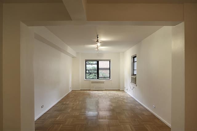 1st image of 182 W Houston St #3B