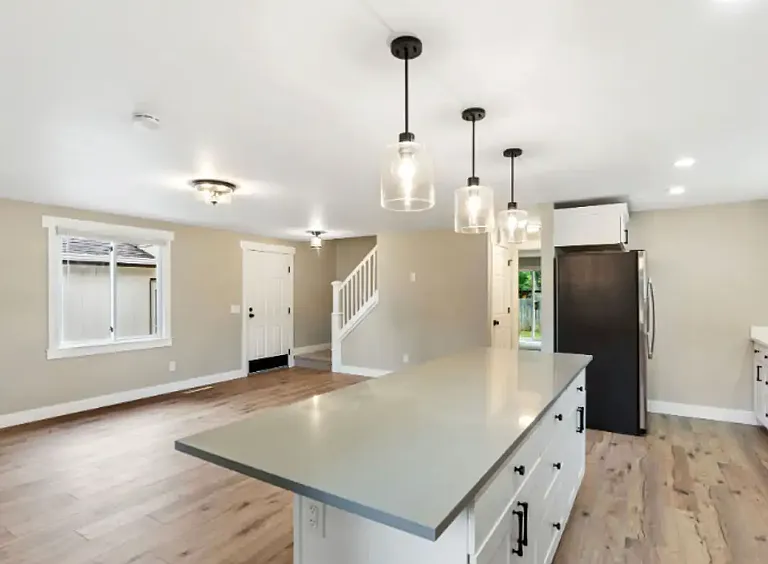 Newly updated kitchen.