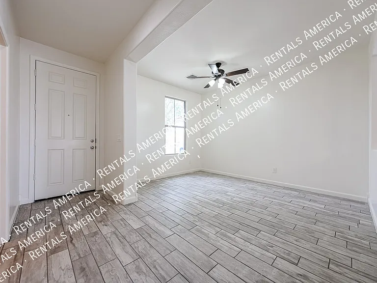 9820 W Sanna St — Photo 30