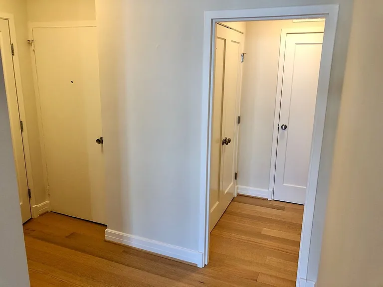 1255 New Hampshire Ave NW — Photo 147
