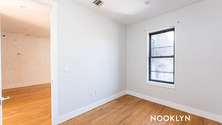Rented by Nooklyn NYC LLC | media 14
