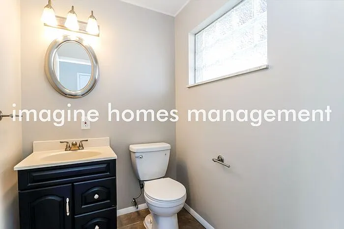 1557 Citadel Pl — Photo 13