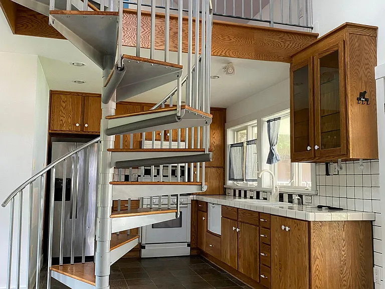 1618 Rugby Ave — Photo 14