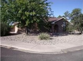 9 Rio Bonito Cir, Roswell, NM 88201