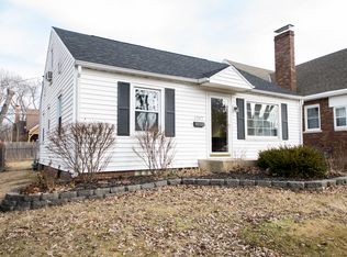 1207 E Forrest Hill Ave, Peoria, IL 61603