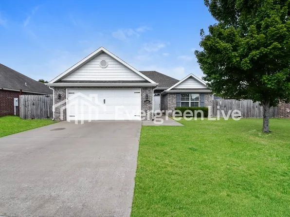 2100 N Wakefield St, Siloam Springs, AR 72761