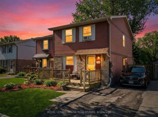 1464 Wecker Dr, Oshawa, ON L1J6N2