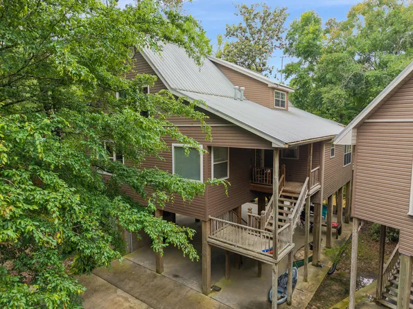 150 Turkey Pine Dr, Hattiesburg, MS 39401