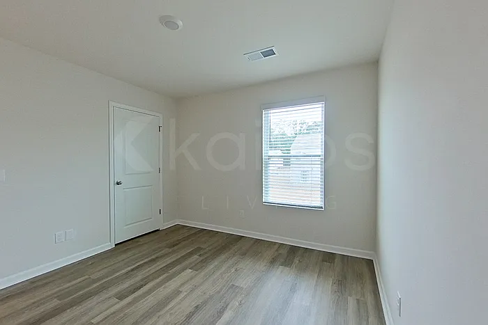 123 Overstreet Way — Photo 12