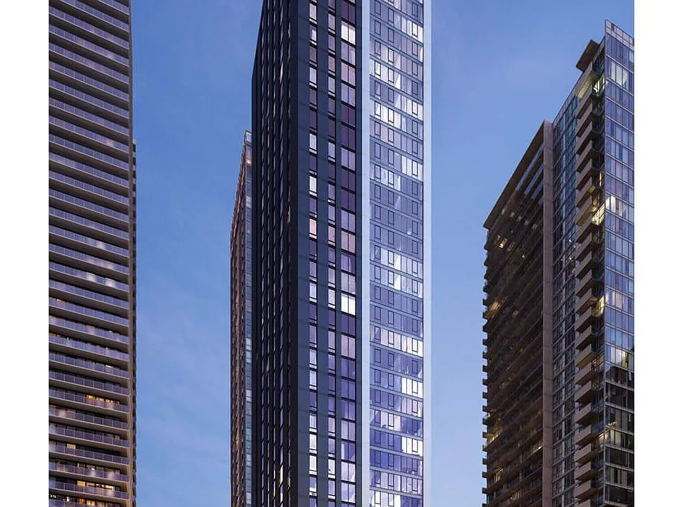 357 King St W #2407