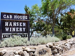 5575 El Pomar Dr, Templeton, CA 93465