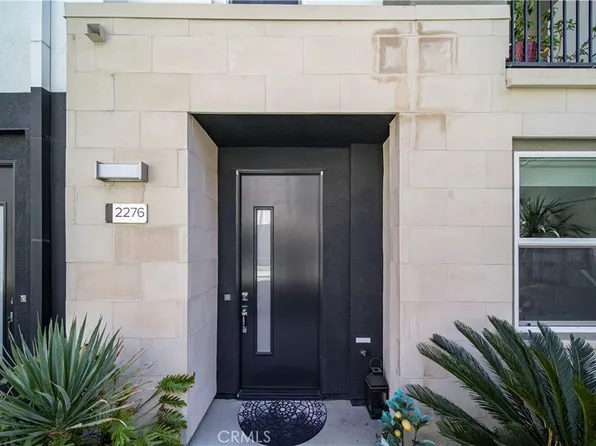 2276 Synergy Dr, Irvine, CA 92614