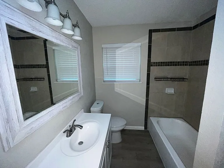 2506 Hidden Valley Dr — Photo 6