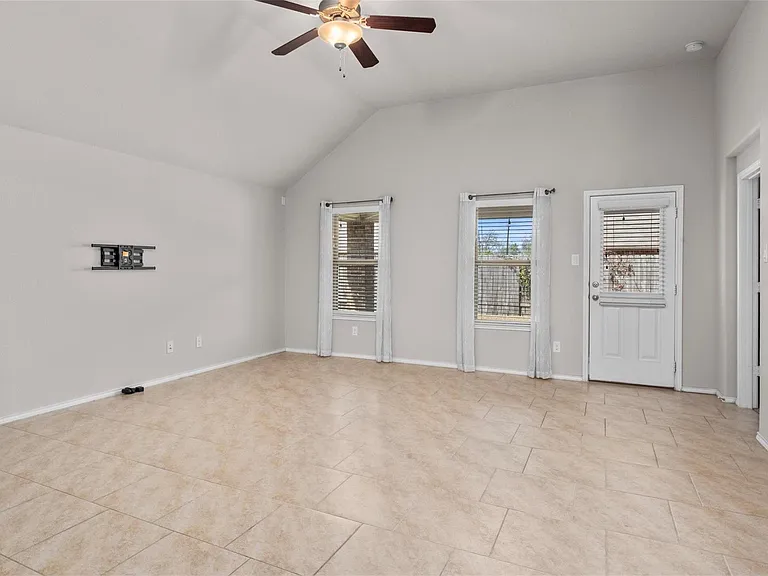 5210 Adria Hills Cir — Photo 12
