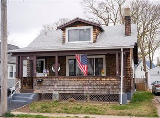 84 Rugby St, Cranston, RI 02910