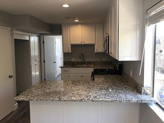5th image of 619 N Kingsley Dr #G