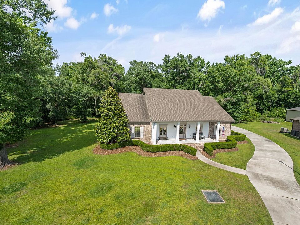 1st image of 120 Traci Ct