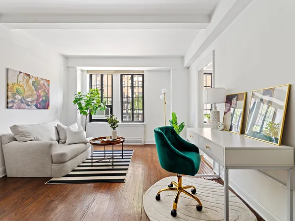 201 West 16th Street image 1 of 5