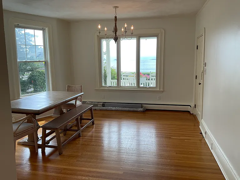 84 Humphrey St #1R — Photo 8