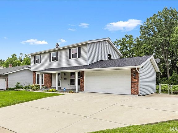2nd image of 14620 Avocado Ln