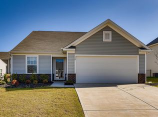 180 Hidden Lakes Rd, Statesville, NC 28677