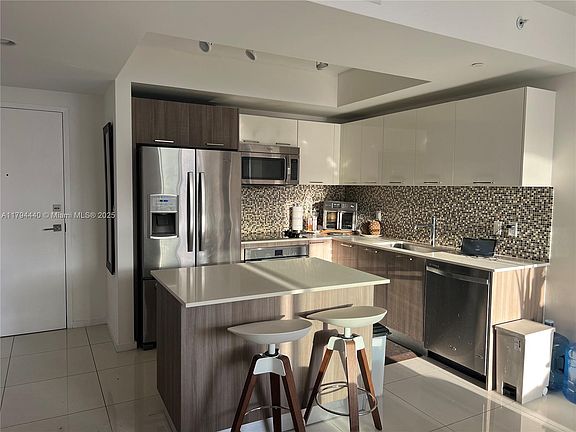 2nd image of 5300 Paseo Blvd #1603A