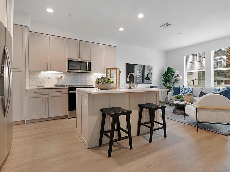 2030 Calle Trebon #Townhouse 1 — Photo 6