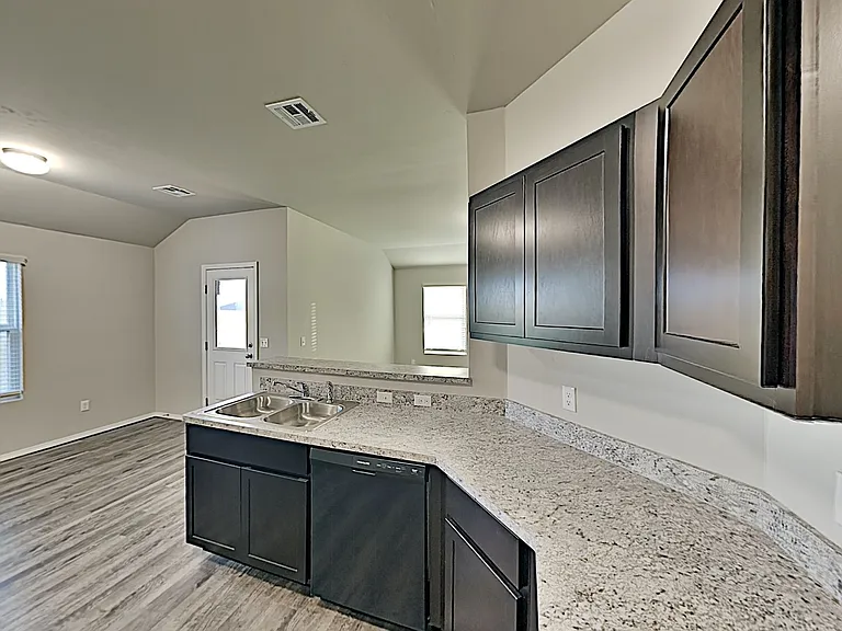 4301 Umbria Rd — Photo 6