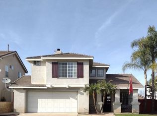 535 Viewtop Ln, Corona, CA 92881