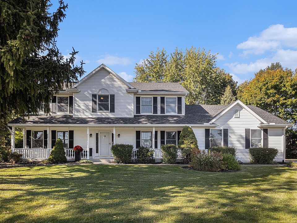 1st image of 14495 Worthington Dr