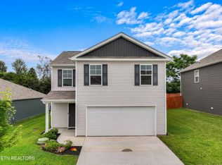 7432 Game Bird St, Corryton, TN 37721